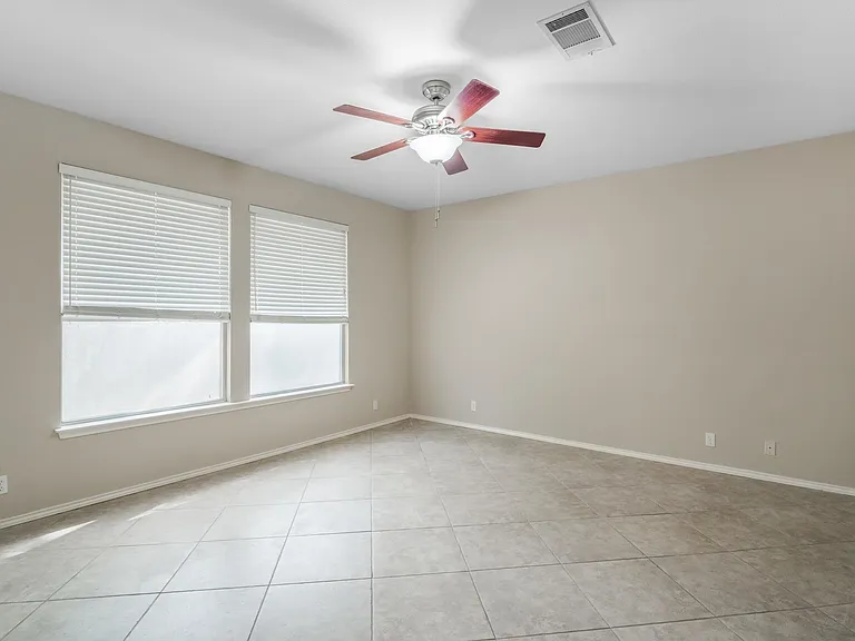 6664 Ruxton Ln — Photo 12
