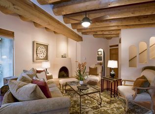 902 Trail Cross Ct, Santa Fe, NM 87505