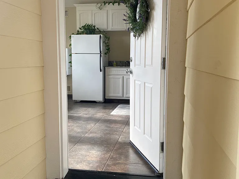 402 Park Way #A — Photo 8