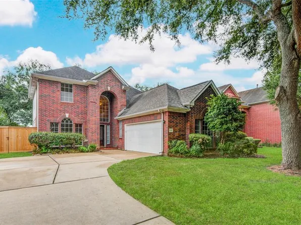 15415 Truslow Point Ln, Sugar Land, TX 77478