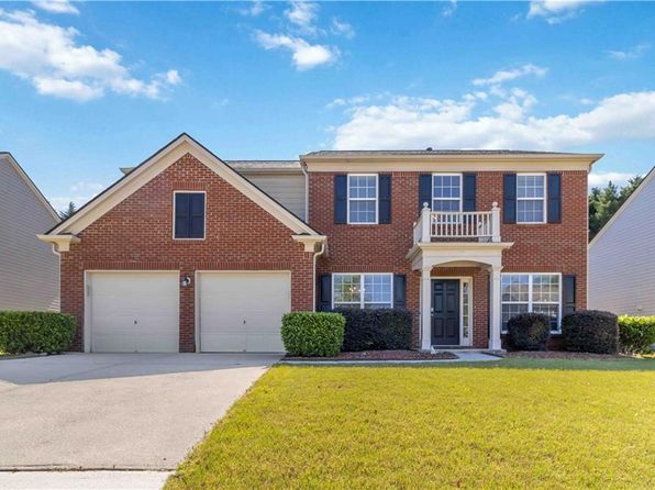 310 Hammersmith Dr, Suwanee, GA 30024