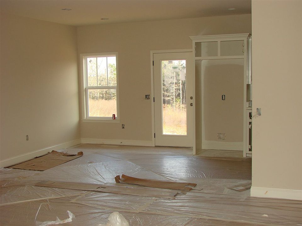 2nd image of 492 Belle Shoals Rd