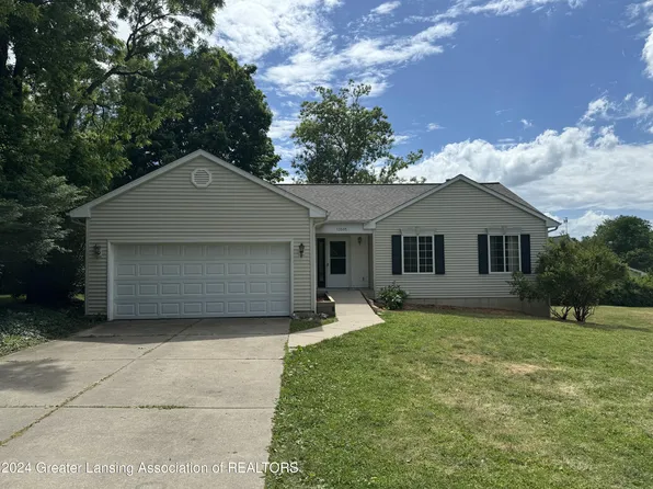 13505 Webster Rd, Bath, MI 48808