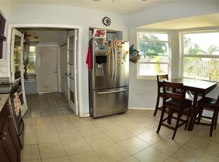 2812 Wiley St, Hollywood, FL 33020