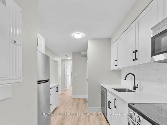 3rd image of 400 N Scenic Dr #3A
