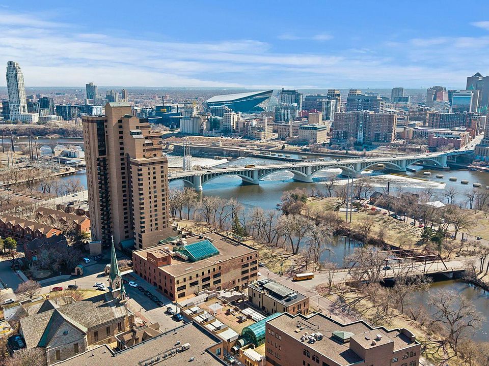 1st image of 110 Bank St SE #L201