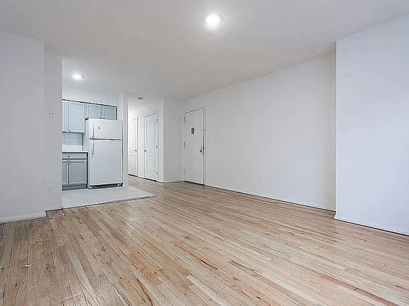 2nd image of 80 Maspeth Ave Floor 1