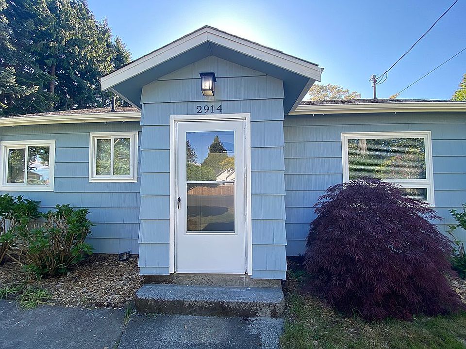 1st image of 2914 38th Ave NE