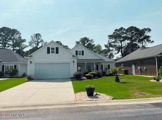 679 Meadowbrook Ln NW, Calabash, NC 28467
