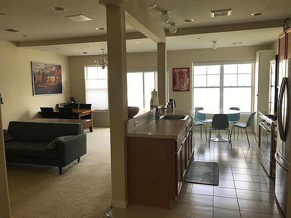 4th image of 6212 Ocean Ave S