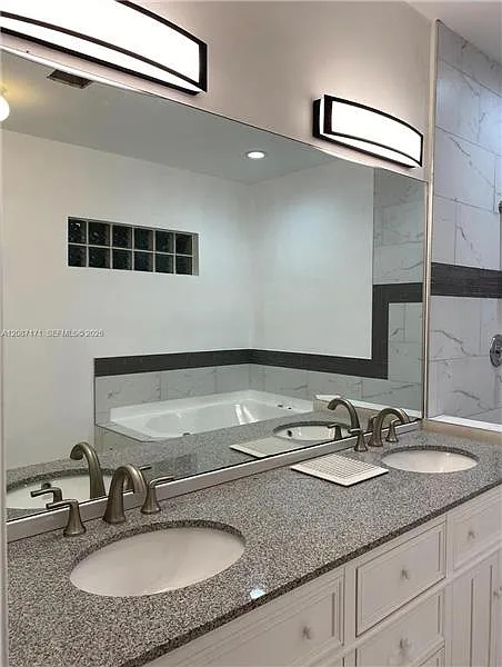 5 bed, 3.5 bath, 2230 sqft, $4,500 — Photo 4