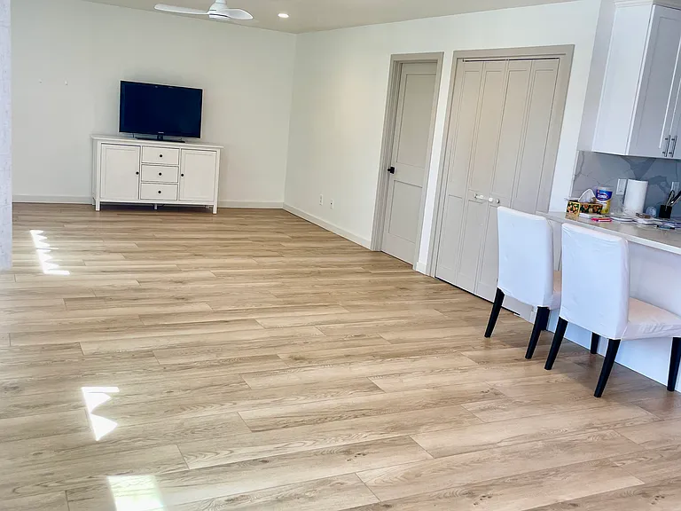 14005 Ocean Gate Ave — Photo 10