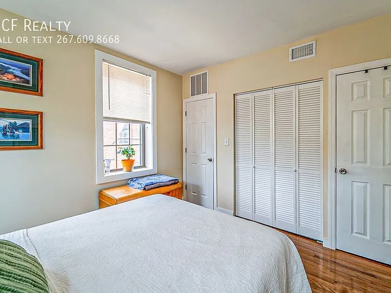 527 S 21st St #2R — Photo 12