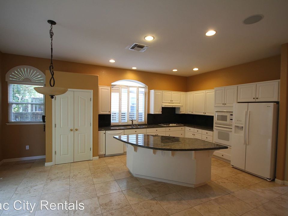 1st image of 3405 Heron Lake Ln