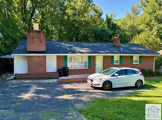103 Farmington Ct, Martinsville, VA 24112