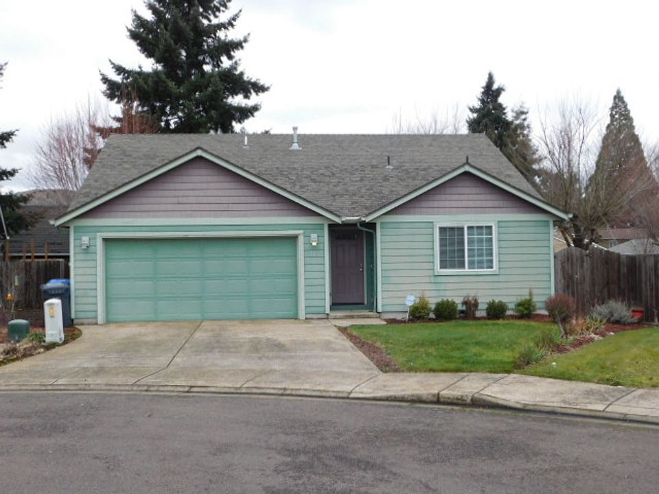 1st image of 226 Helton Way SE