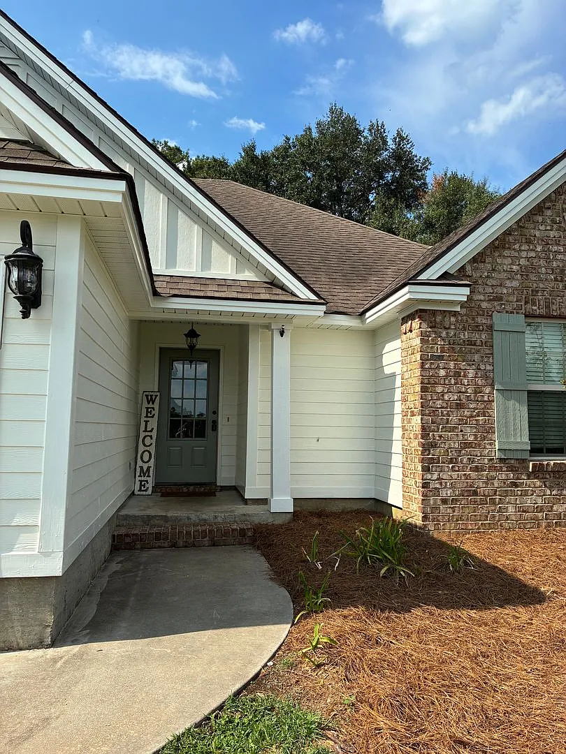 3 Bedroom/2 Bath home in North Lowndes Nelson Hill Subdivision — Photo 2