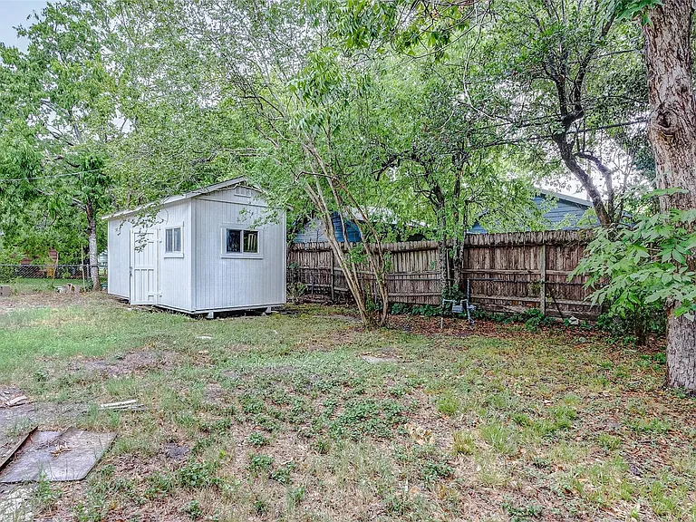 5914 Carew St — Photo 45