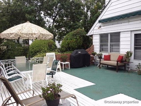 2nd image of 14416 Neponsit Ave