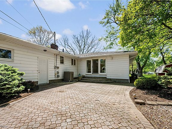 4th image of 3720 Brookside Dr