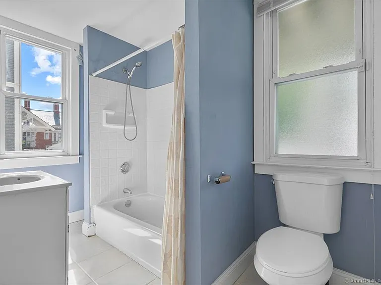 56 Mansfield St #1 — Photo 18