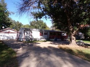 808 E Will White Rd, Tool, TX 75143
