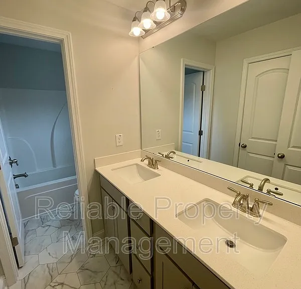 237 Brisbane Dr — Photo 25