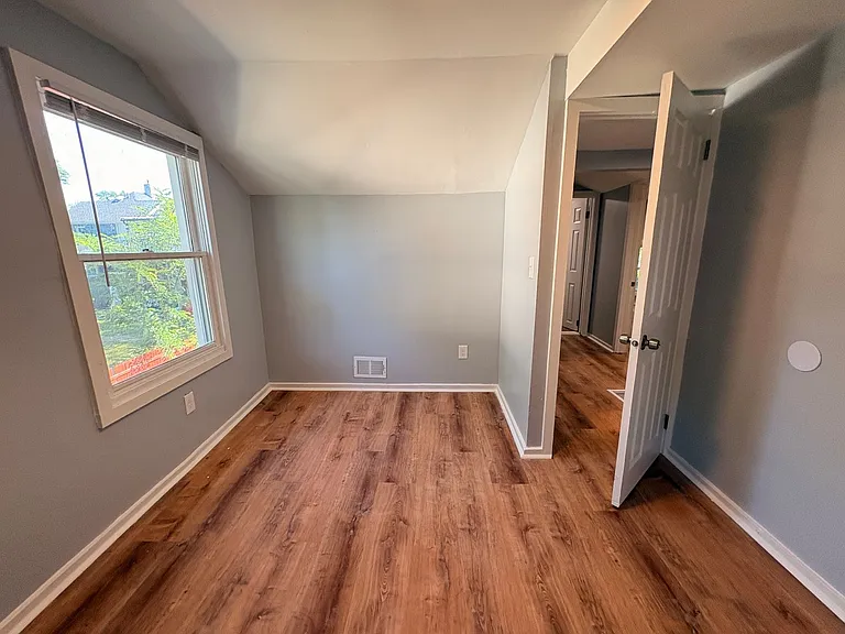 1219 Washington Ave — Photo 32
