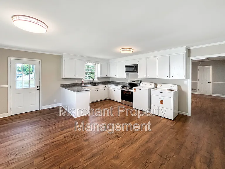 308 Gordon Street Ext — Photo 8
