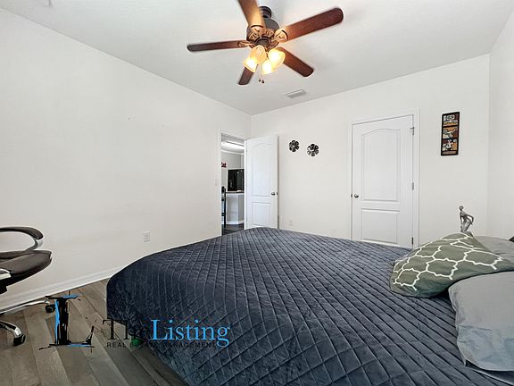 2nd image of 803 Ashentree Dr #1