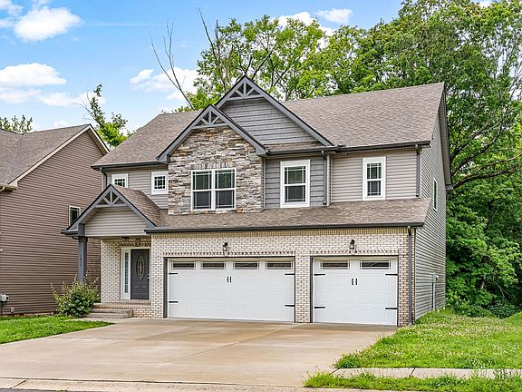 3rd image of 1037 Brightwood Ct