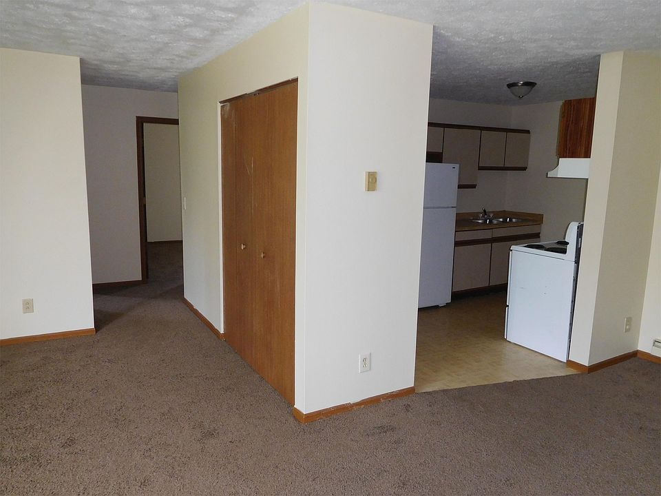 1st image of 660 King St APT 7