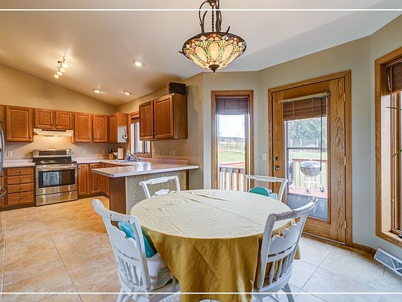 4th image of 223233 Honeyberry Ct