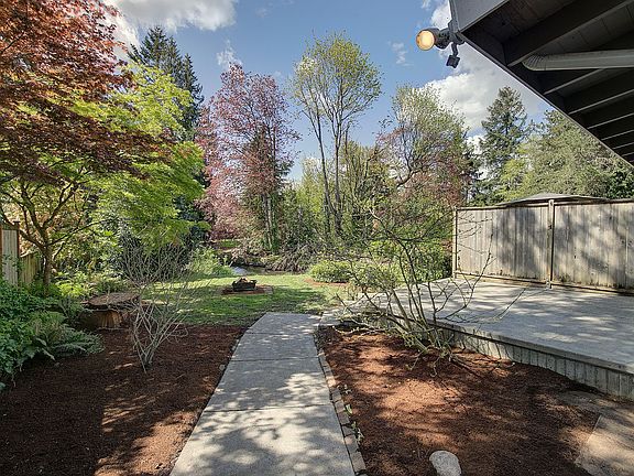 2nd image of 295 1st Ave NW