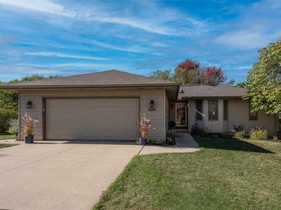 1241 Pheasant Valley St, Iowa City, IA, 52246