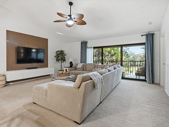 3rd image of 5767 Deauville Cir APT D305