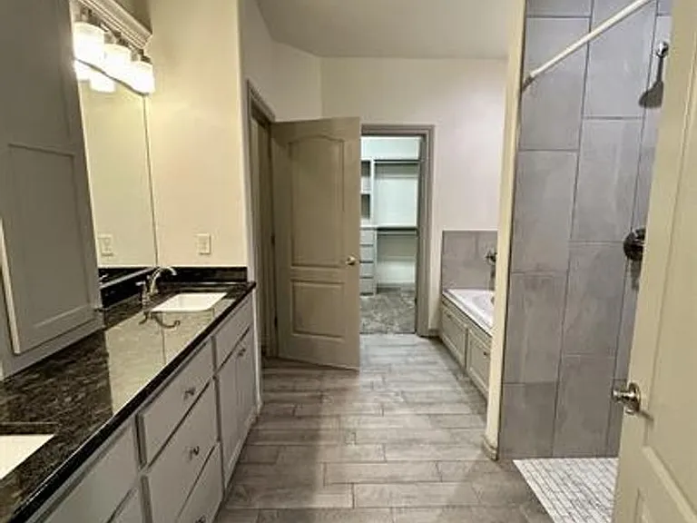 13132 NE Jaguar Ln — Photo 24