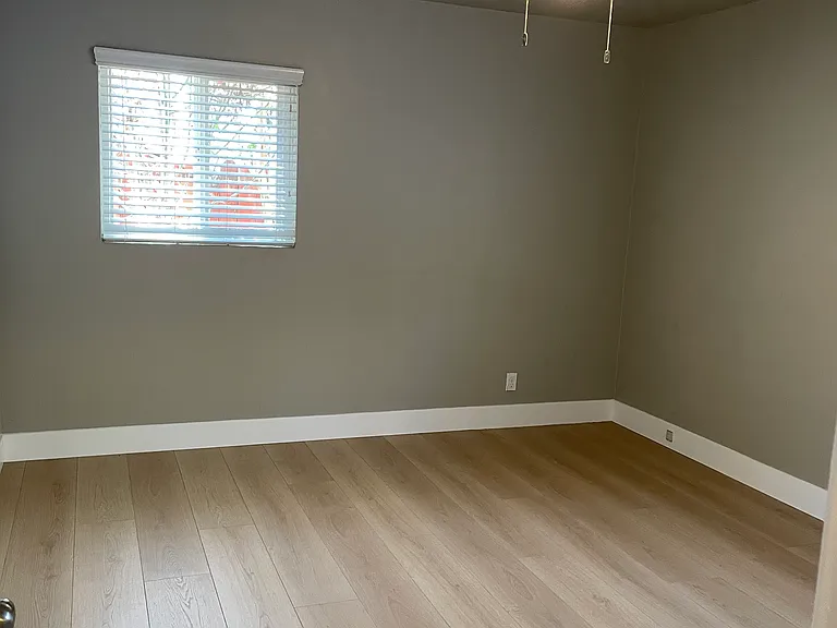 1724 Fern St #1724 — Photo 2