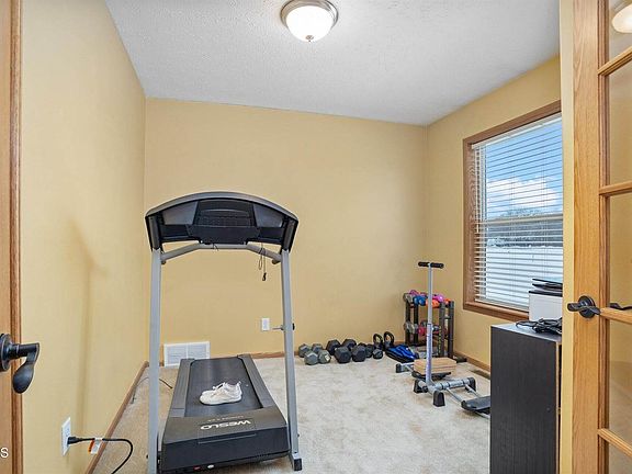 4th image of 6881 2nd Avenue Cir E