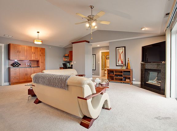 5th image of 511 N Cass Ave APT 4A
