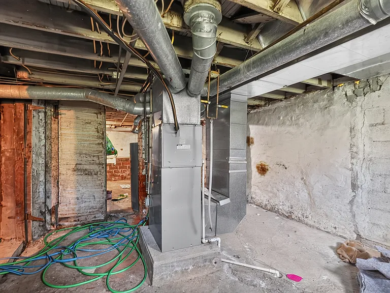 7738 Lewis Rd — Photo 23