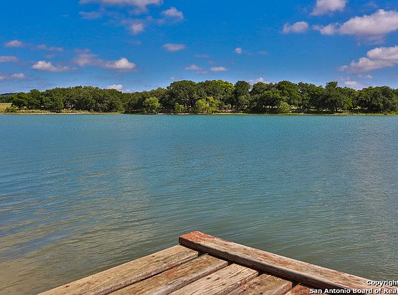 2nd image of 157 Lake Front Dr