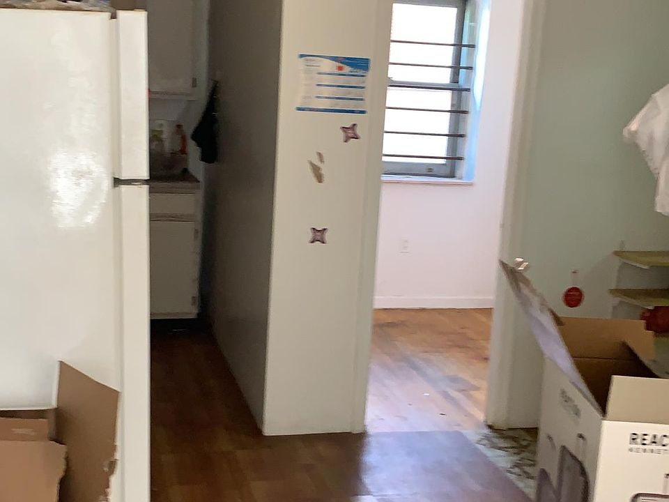 2nd image of 14032A 34th Ave Floor 2