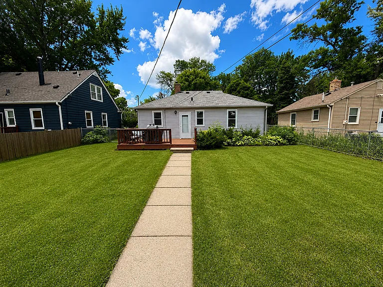 6941 Sheridan Ave S — Photo 11