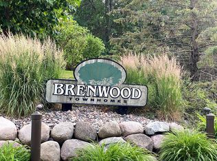 5925 Bren Cir, Minnetonka, MN 55343