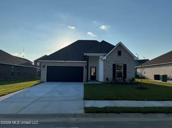 7273 Pencarrow Cir, Ocean Springs, MS 39564