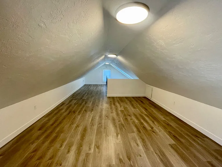 458 W 13th Ave #B — Photo 11