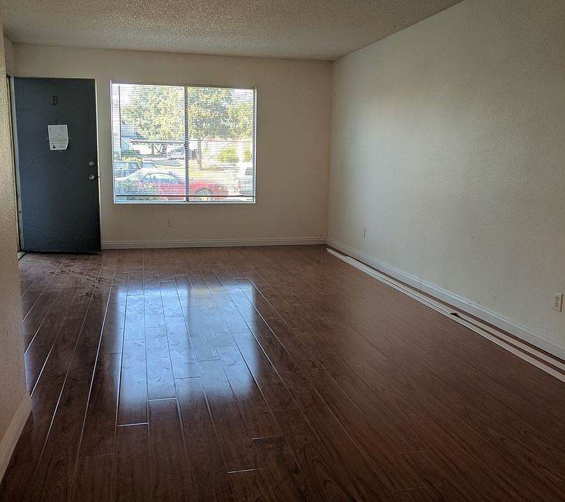 1st image of 528 Courier Ave APT A