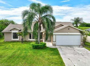 403 SW South Quick Cir, Port Saint Lucie, FL 34953