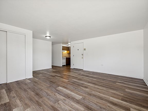 3rd image of 1133 Bellwood Ave APT 1